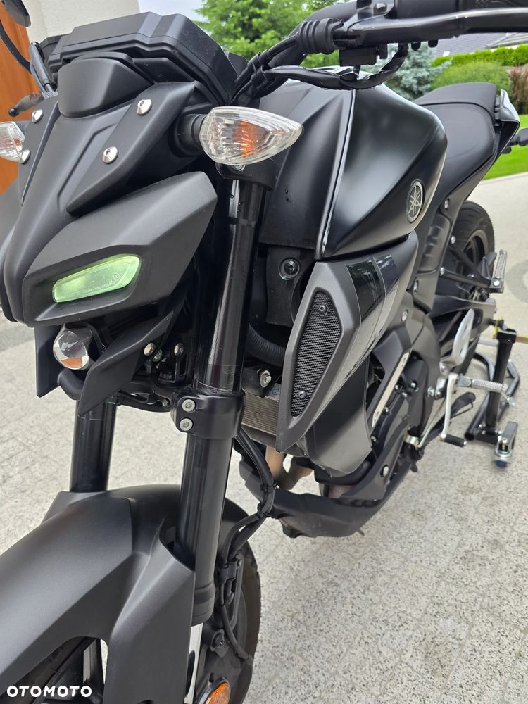 Yamaha MT - 8