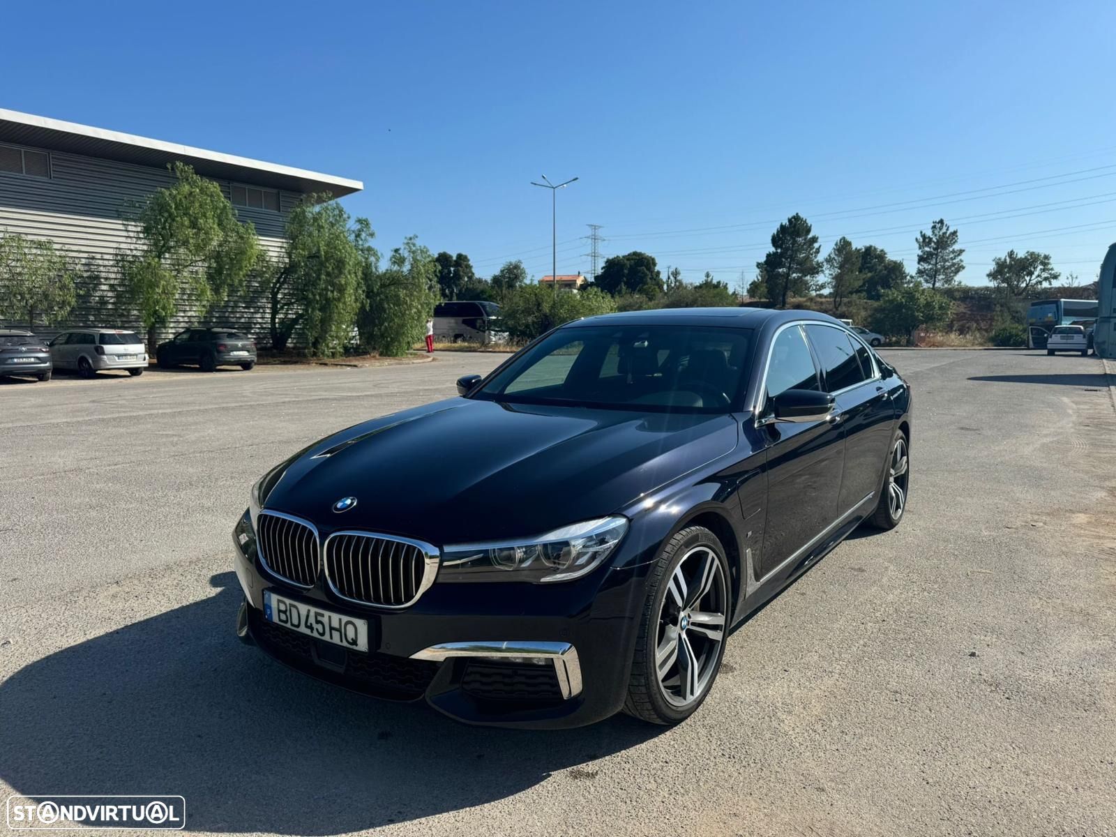 BMW 740 Le xDrive iPerformance Pack M - 1