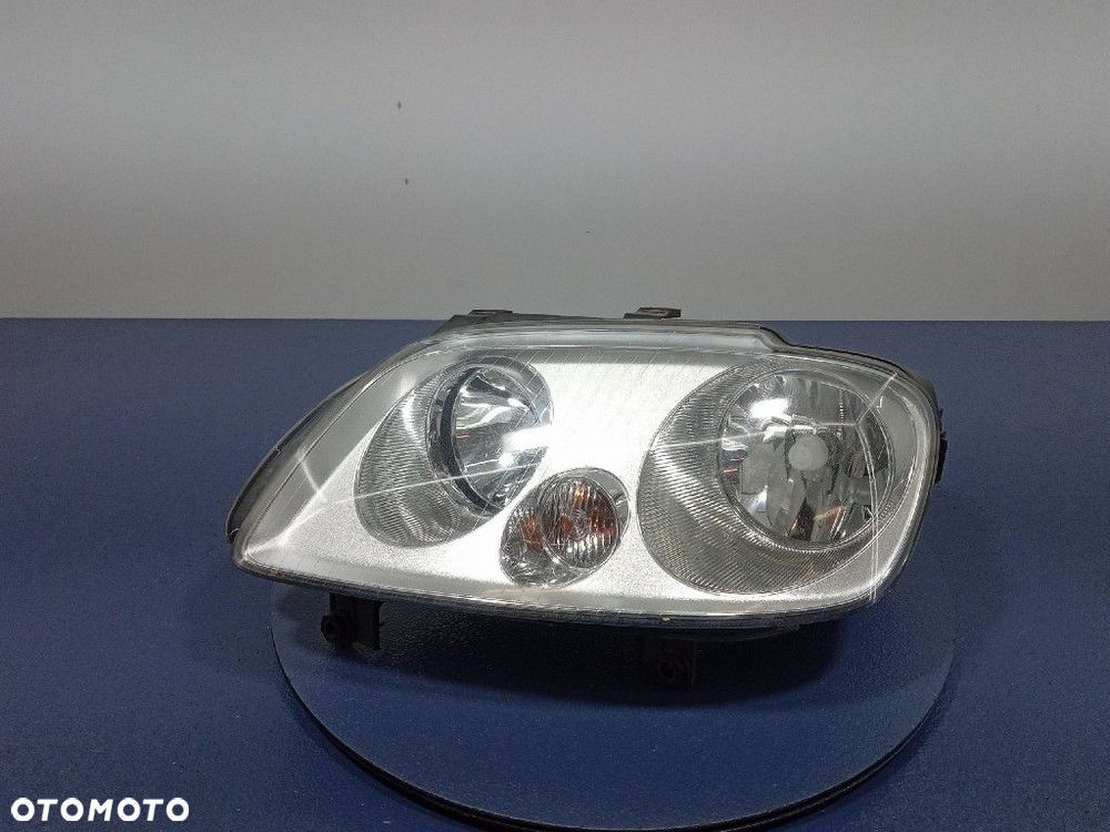 VW CADDY III 04- REFLEKTOR LEWY LAMPA PRZÓD  2K0941005B - 1