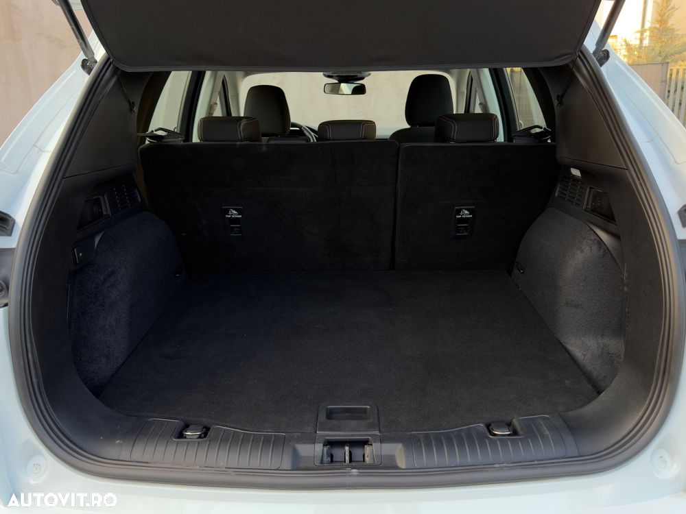 Ford Kuga 2.5 Duratec PHEV Titanium - 30