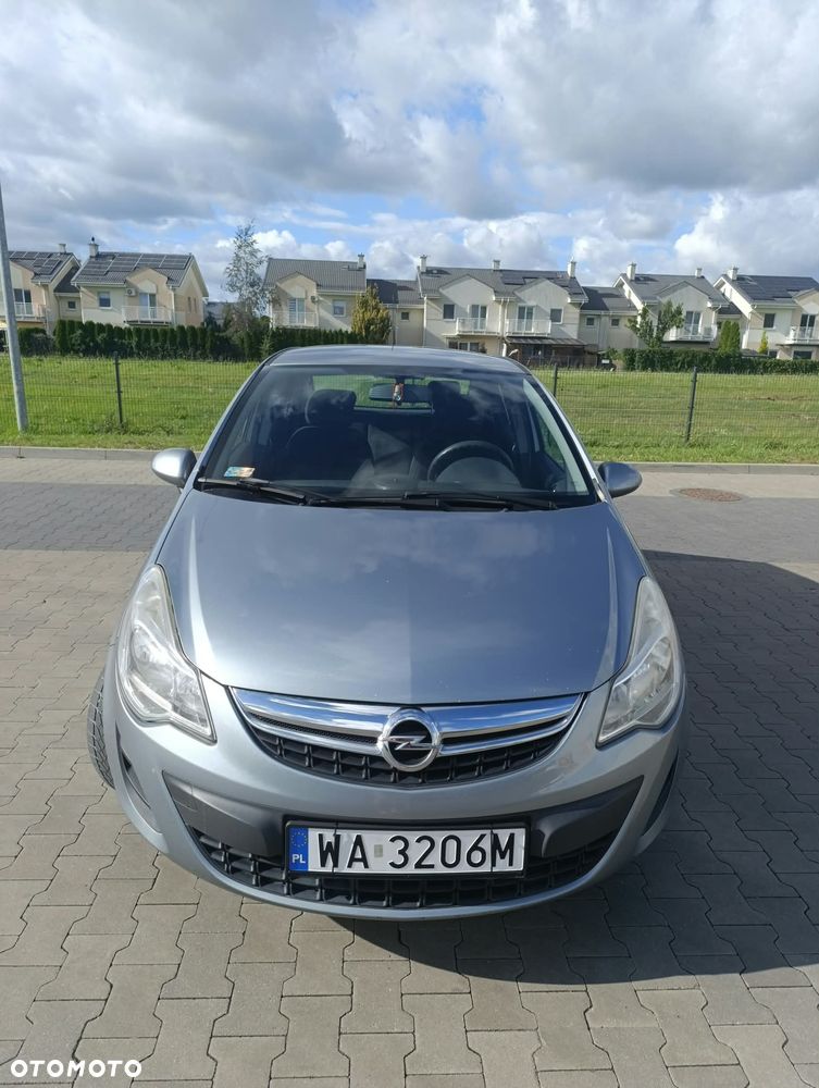 Opel Corsa 1.2 16V Essentia - 12