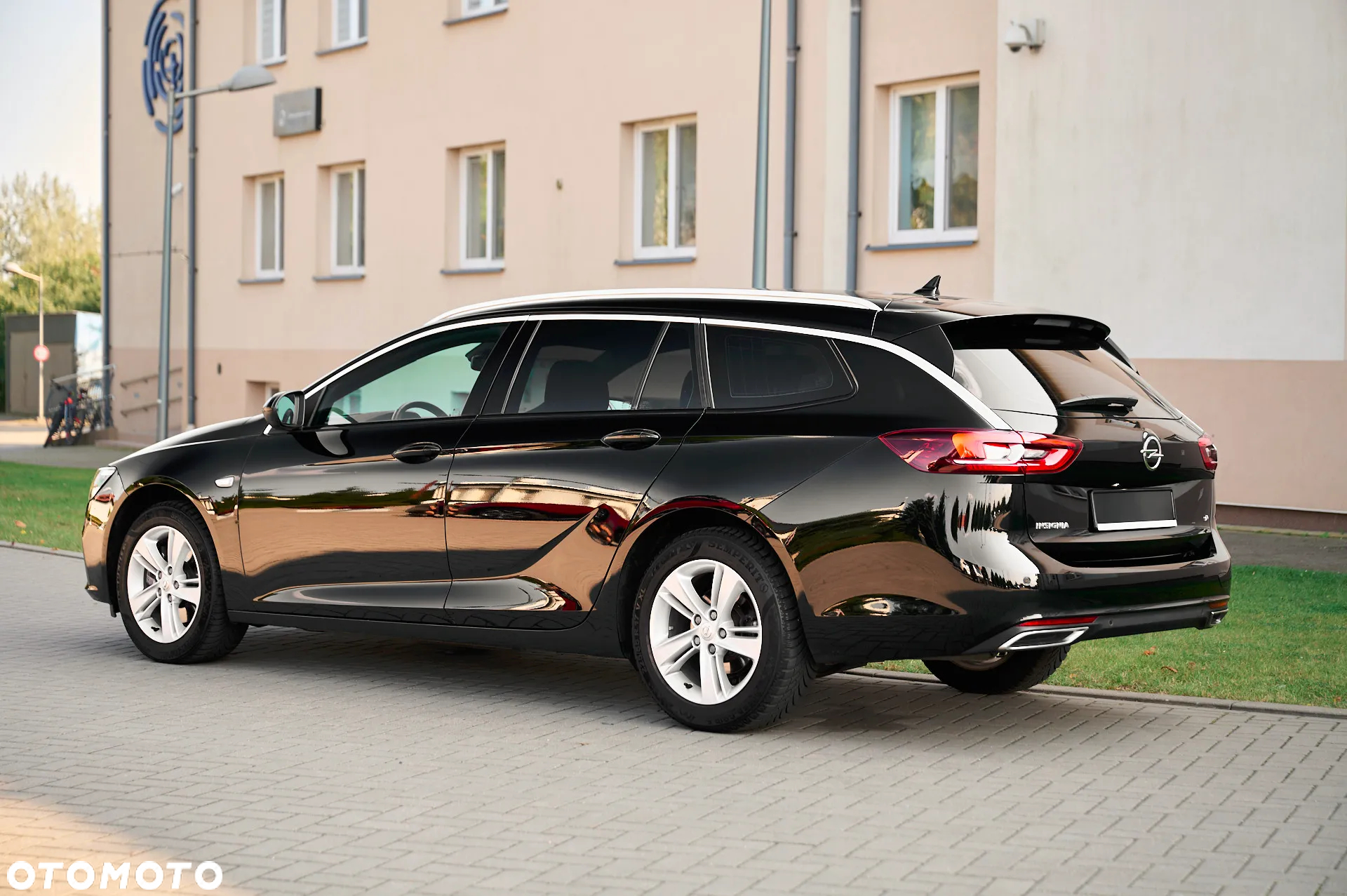 Opel Insignia 2.0 CDTI 4x4 Business Elegance S&S - 9