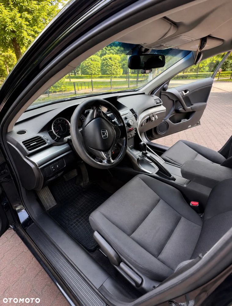 Honda Accord 2.0 Lifestyle - 12