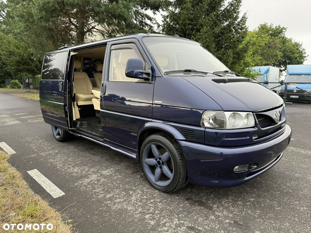 Volkswagen Multivan - 15