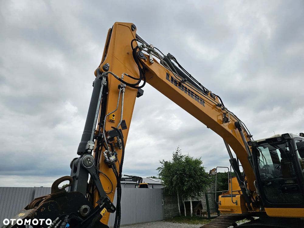 Liebherr R 922 LC R922 LC - 11