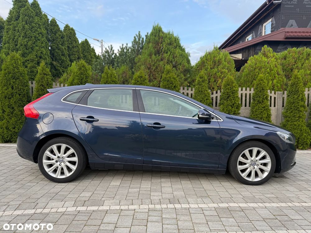Volvo V40 D2 Momentum - 13