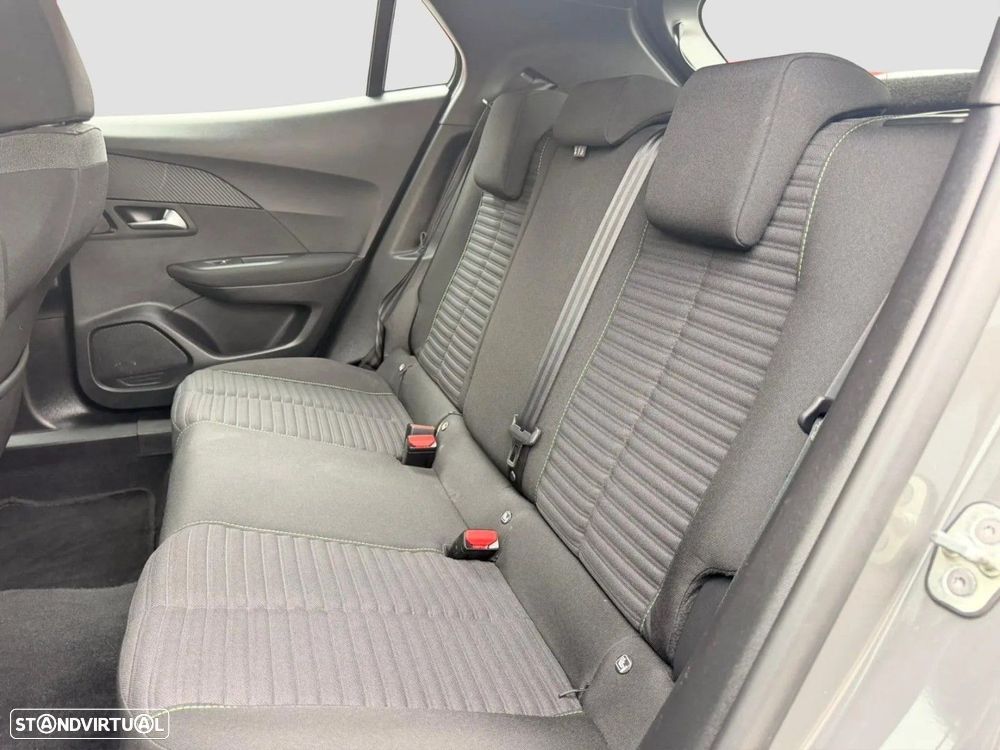 Peugeot 2008 1.2 PureTech Active Pack - 12