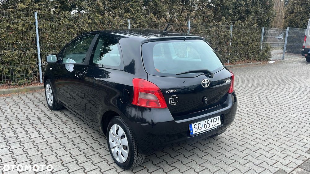 Toyota Yaris 1.0 VVT-i Style - 4