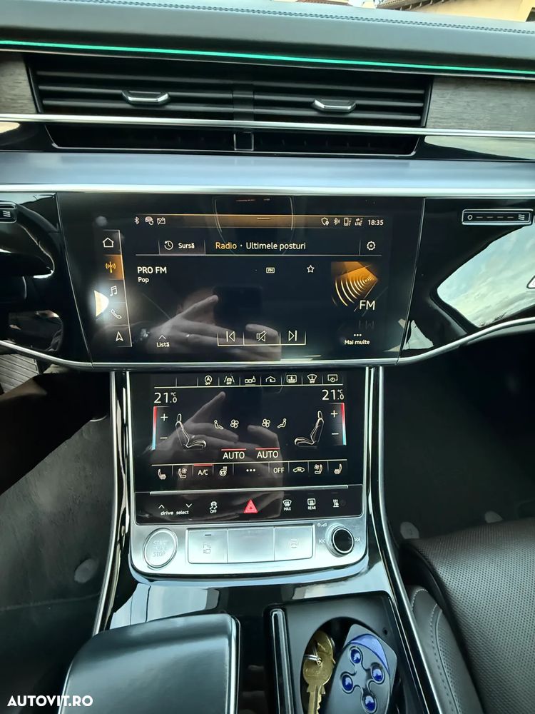 Audi A8 - 8