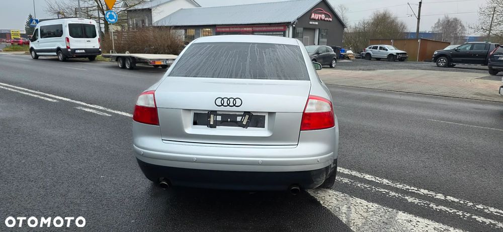 Audi A4 Limousine 1.8T - 12