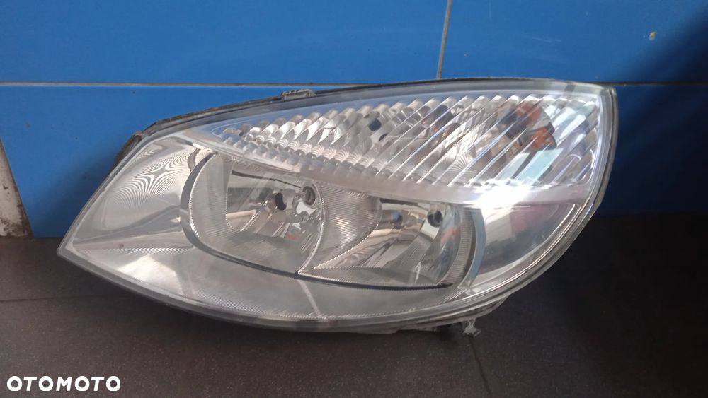 Lampa przód lewa prawa Renault Scenic II Hella - 3