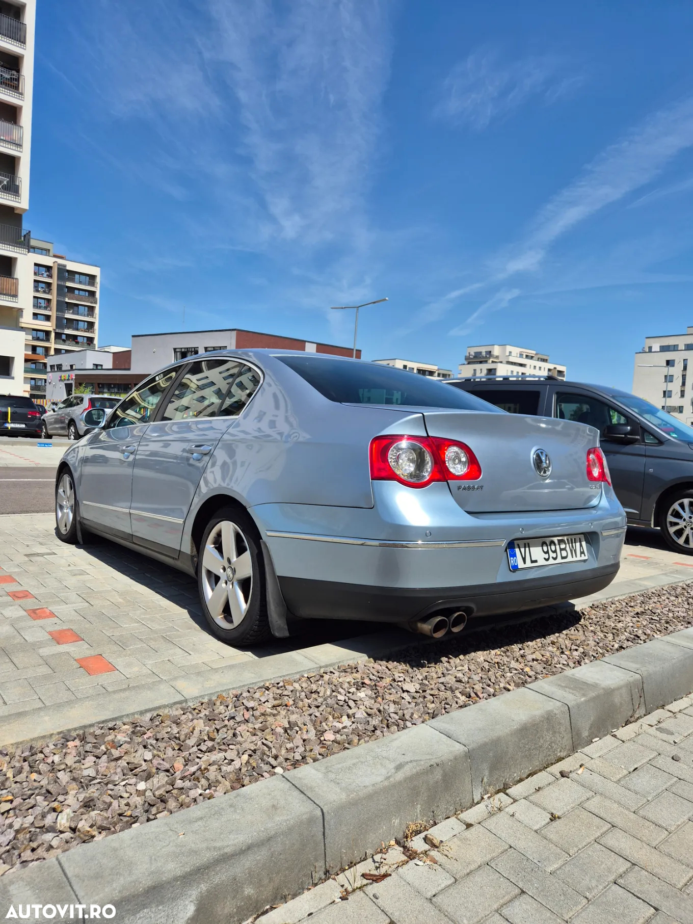 Volkswagen Passat 2.0 TSI Sportline - 3