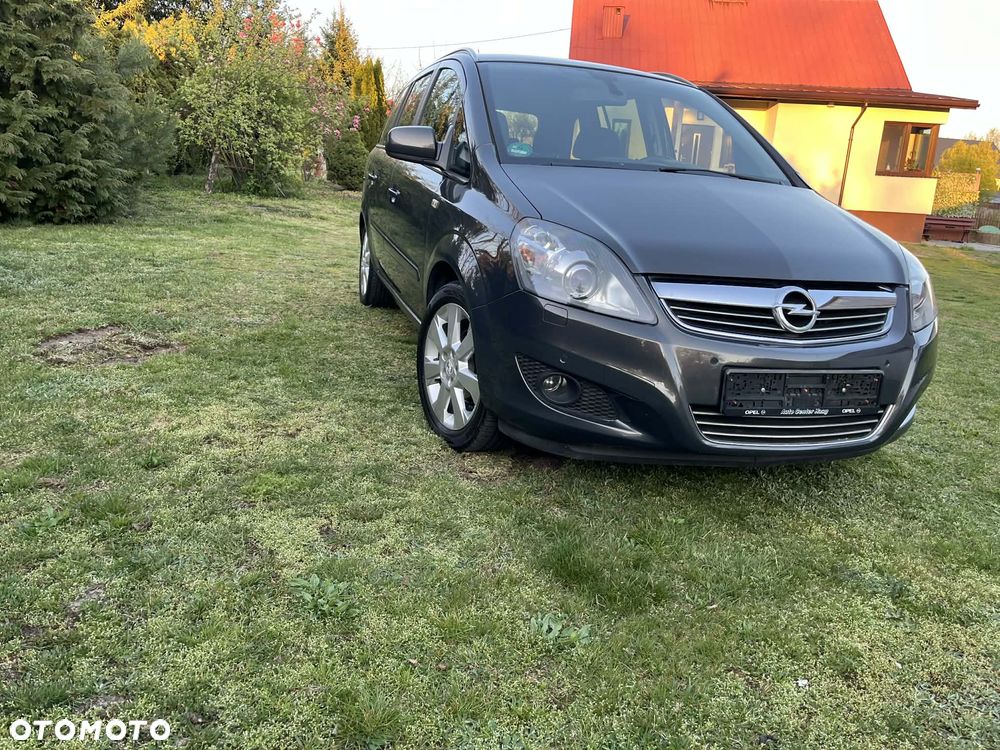 Opel Zafira 1.8 Cosmo - 17
