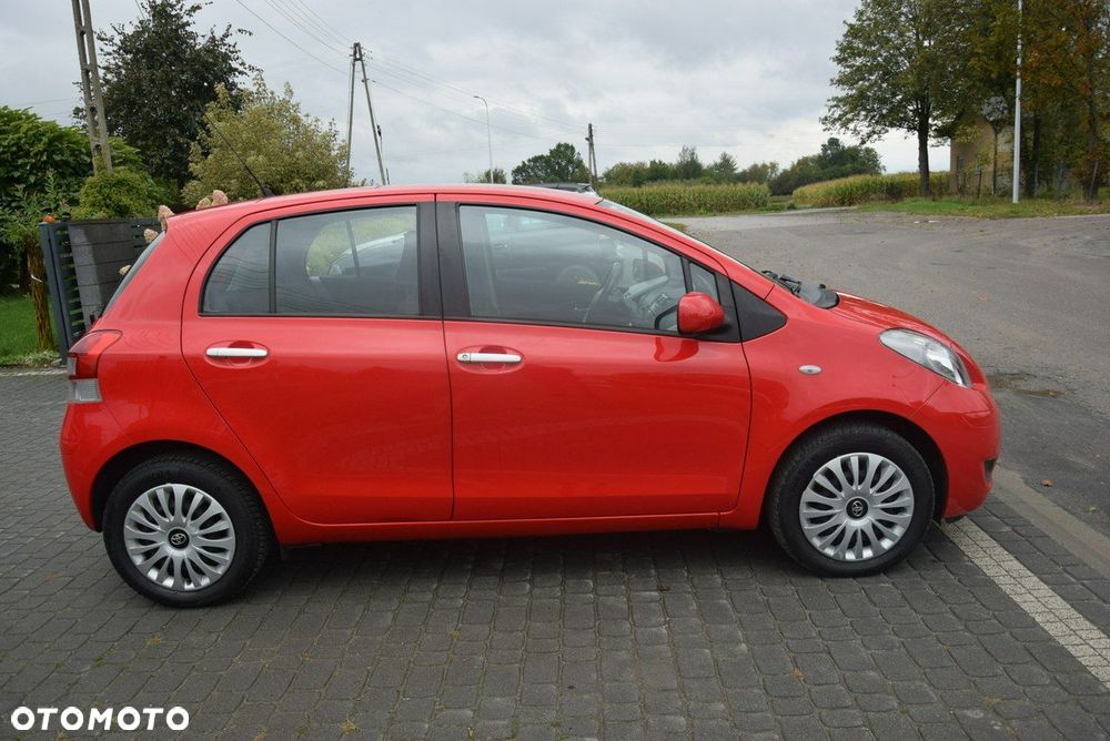 Toyota Yaris - 7