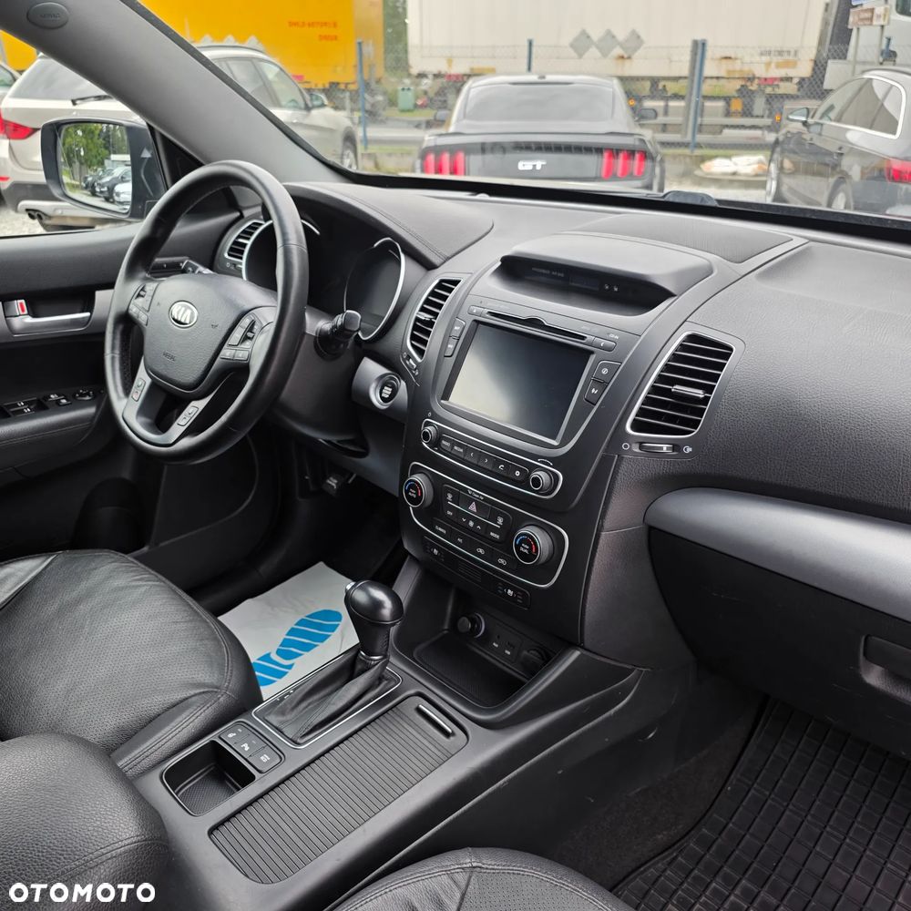 Kia Sorento - 17