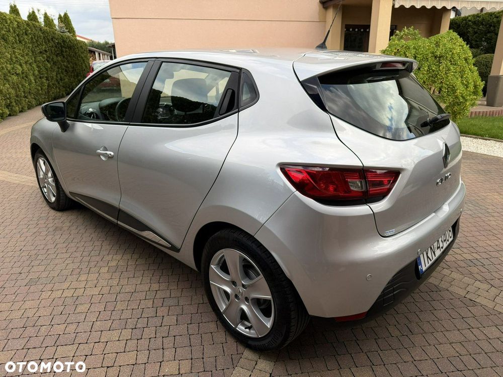 Renault Clio 1.2 16V Life EU6 - 3
