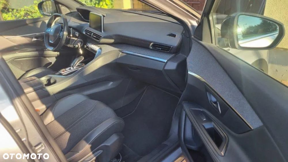 Peugeot 5008 1.6 PureTech GT Line S&S EAT8 - 16