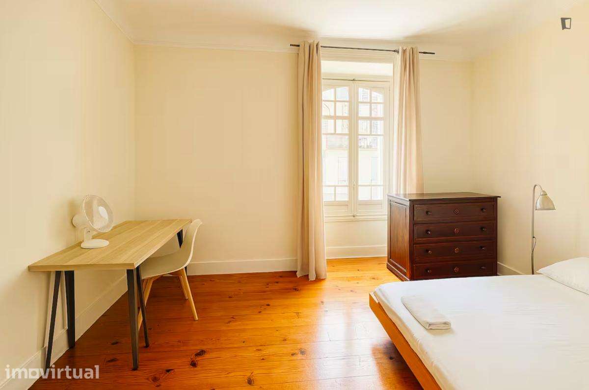 Quarto - localizado em Picoas Lisbon - Grande imagem: 2/8
