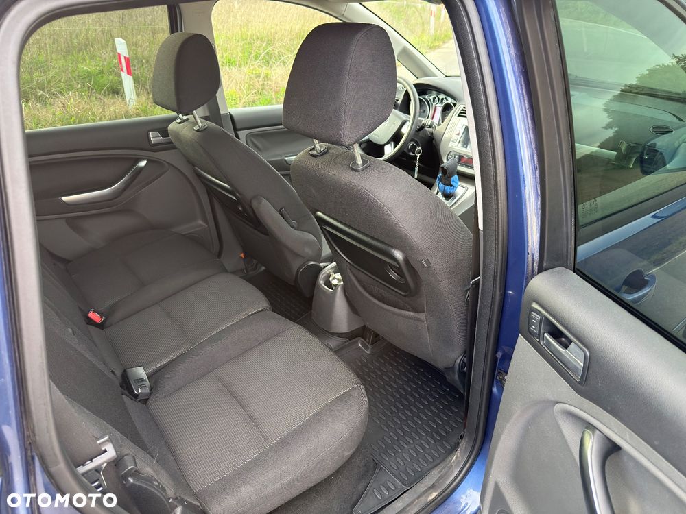 Ford C-MAX - 12