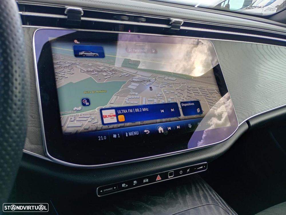 Mercedes-Benz E 300 e AMG Line - 29