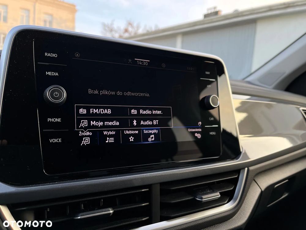 Volkswagen T-Roc 1.5 TSI Style DSG - 23