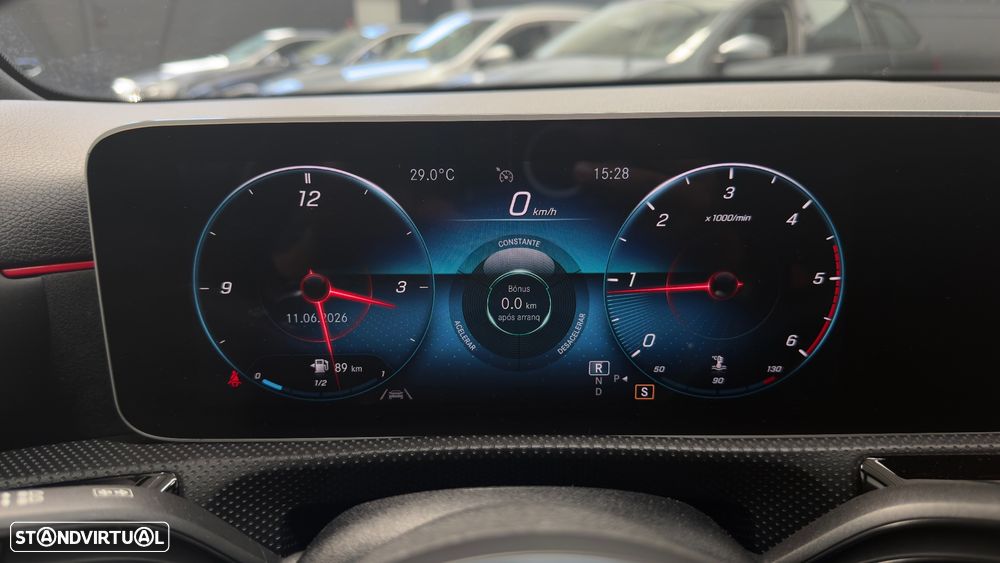 Mercedes-Benz A 180 d 7G-DCT AMG Line - 20
