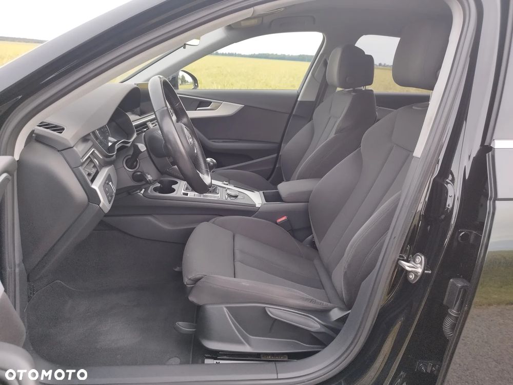 Audi A4 Limousine 2.0 TDI DPF clean diesel Ambiente - 14