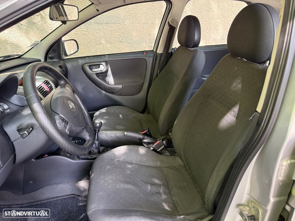 Opel Corsa 1.2 16V Cosmo - 7