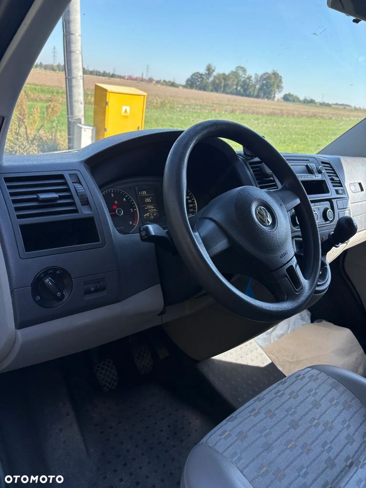 Volkswagen Transporter T5 - 20