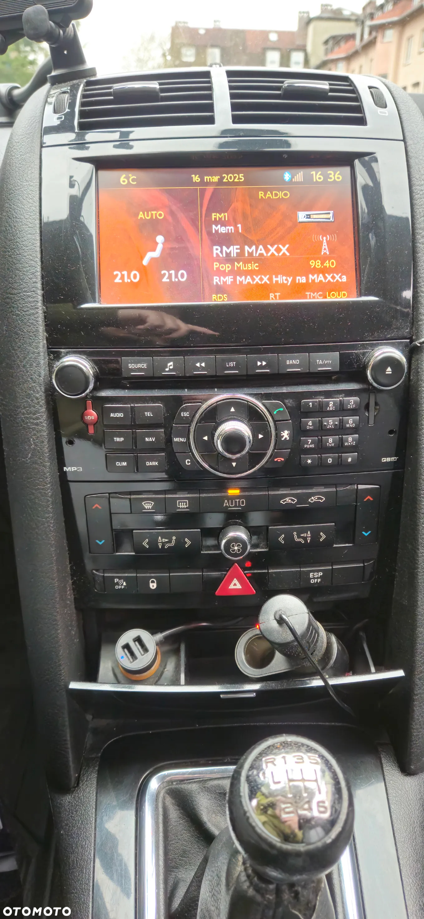 Peugeot 407 2.0 HDi Premium Navtech - 12