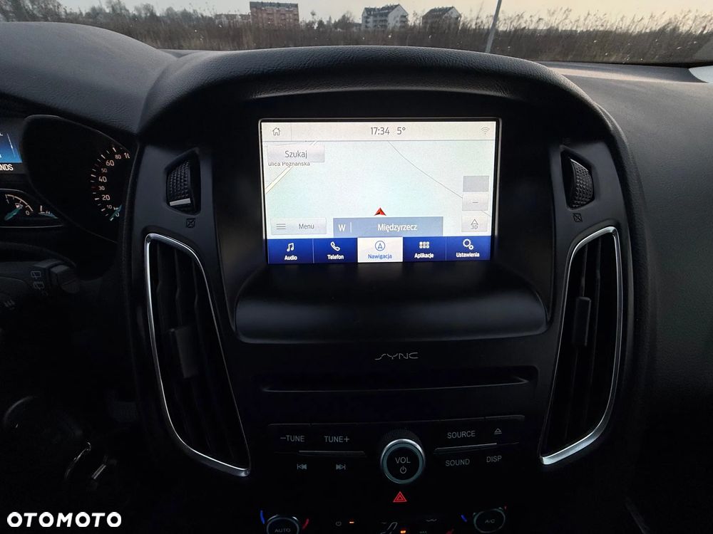 Ford Focus 1.5 EcoBlue Start-Stopp-System TITANIUM - 21