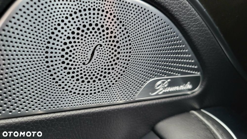 Mercedes-Benz Klasa S 560 - 32