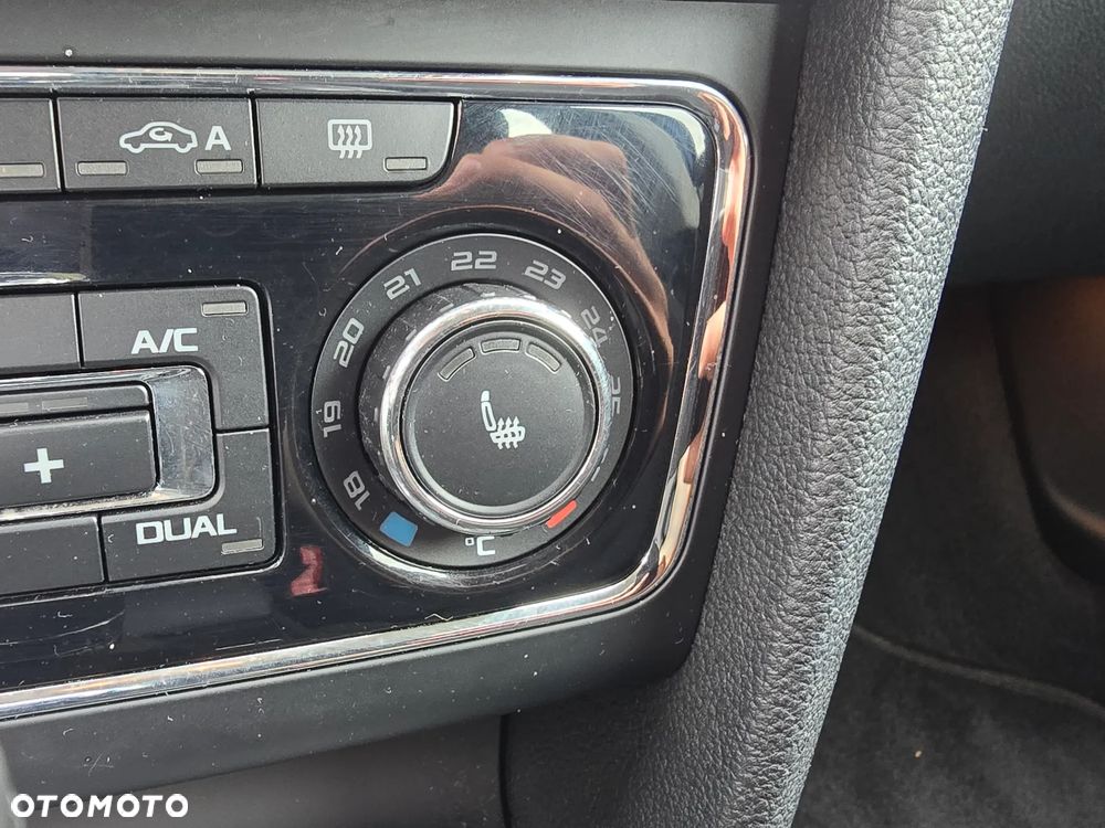 Skoda Superb 1.8 TSI DSG Exclusive - 38