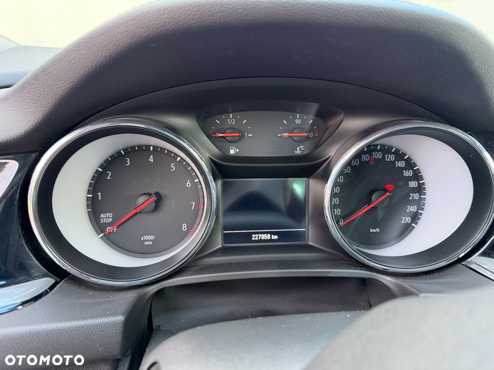 Opel Insignia 1.5 T GPF Enjoy S&S - 13