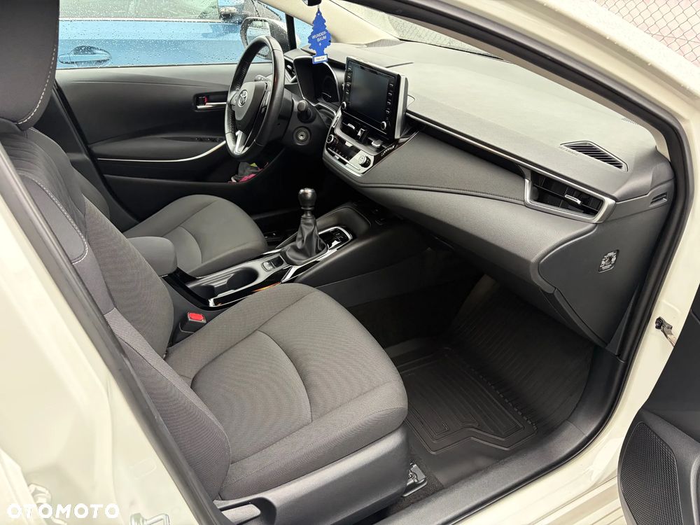 Toyota Corolla 1.6 Comfort - 16