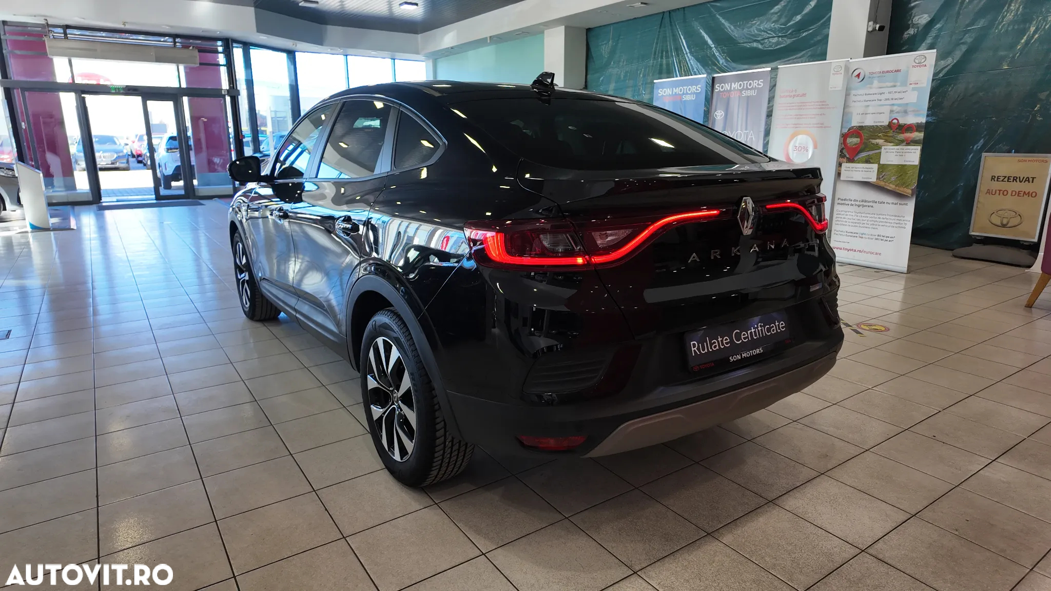 Renault Arkana E-TECH Hybrid 145 Techno - 4