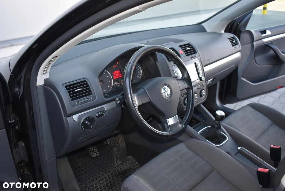 Volkswagen Golf - 7