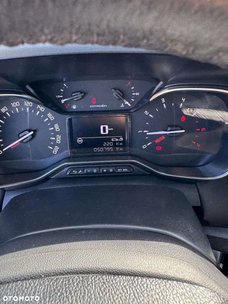 Citroën C3 Aircross PureTech 110 Stop & Start OPF FEEL - 8