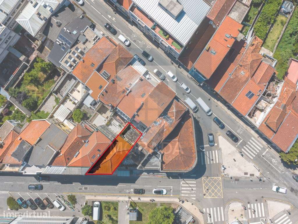 APARTAMENTO T2 C/ TERRAÇO || PRÓXIMO AO METRO || PORTO - Grande imagem: 3/8