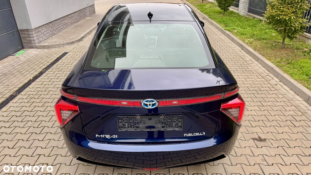 Toyota Mirai 2015