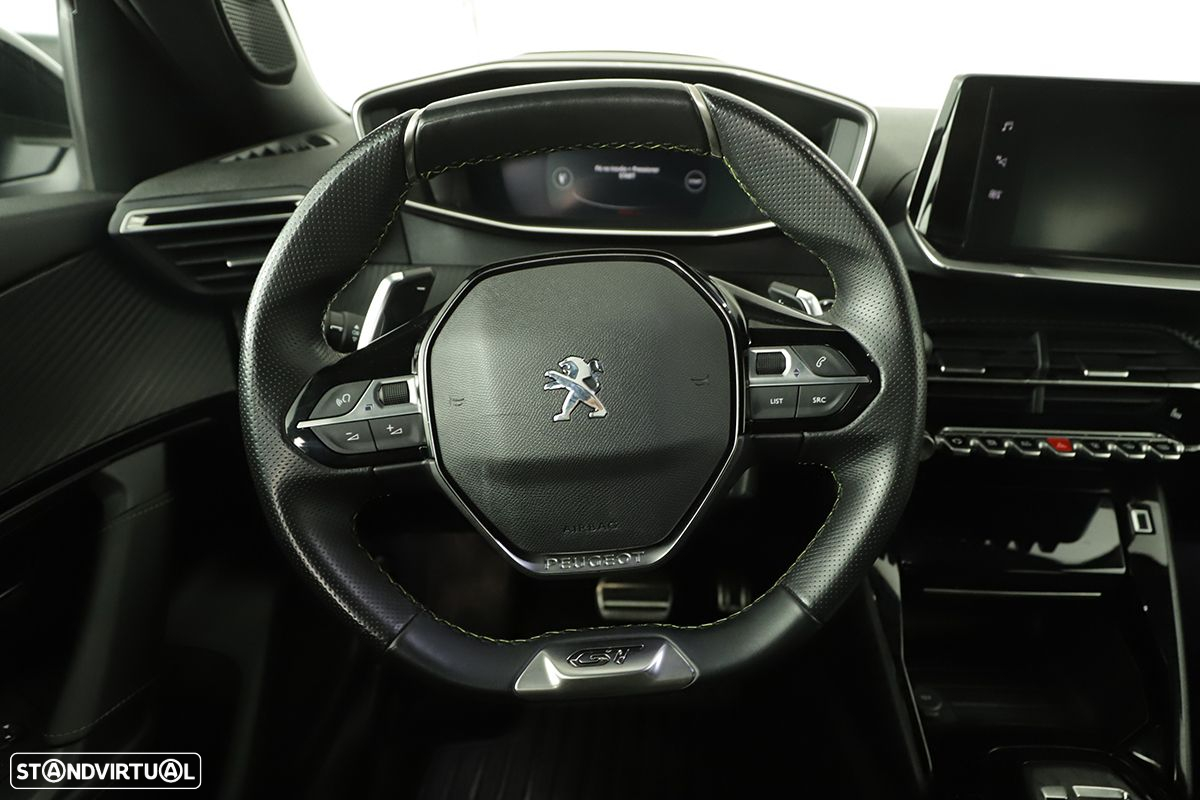 Peugeot 2008 1.2 PureTech GT EAT8 - 15