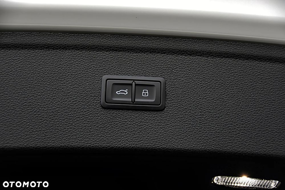 Audi Q5 40 TDI mHEV Quattro S tronic - 37