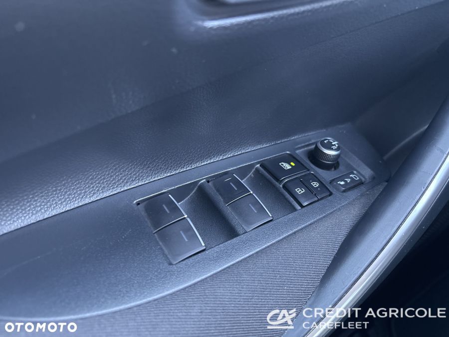 Toyota Corolla 1.5 Comfort - 23