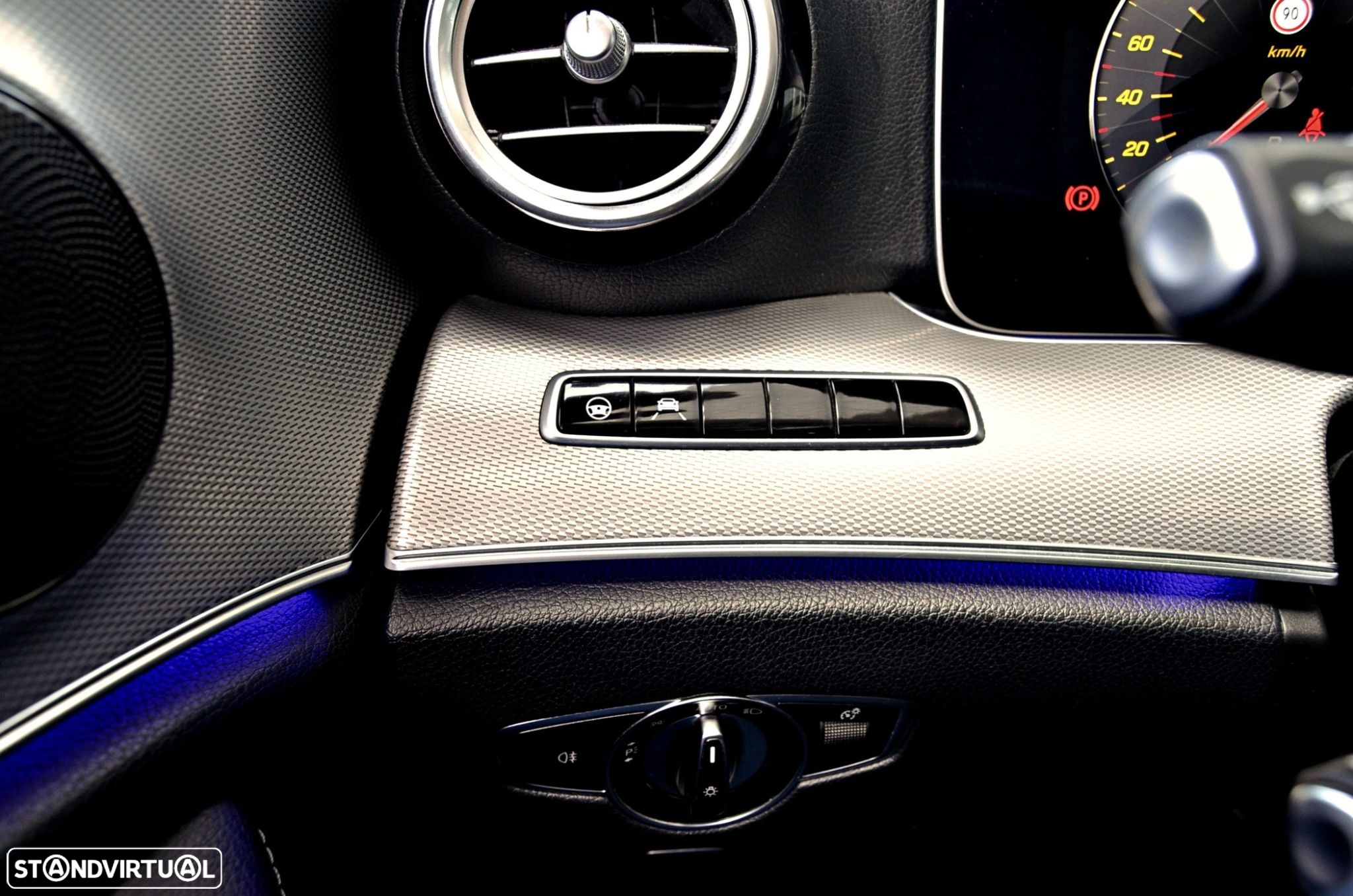 Mercedes-Benz E 220 d Avantgarde+ - 12