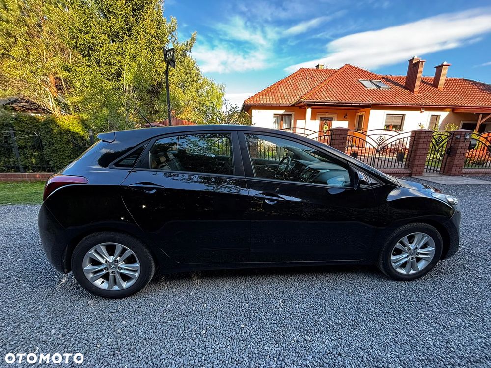 Hyundai i30 1.4 Edition Plus - 4