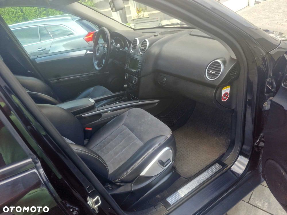 Mercedes-Benz ML - 7