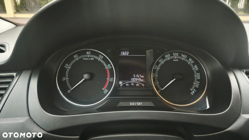 Skoda RAPID 1.0 TSI Active - 15