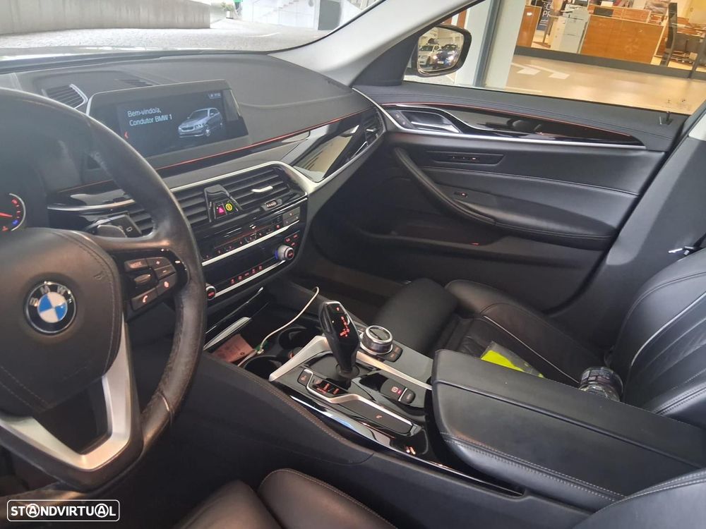 BMW 520 d xDrive Line Luxury Auto - 16