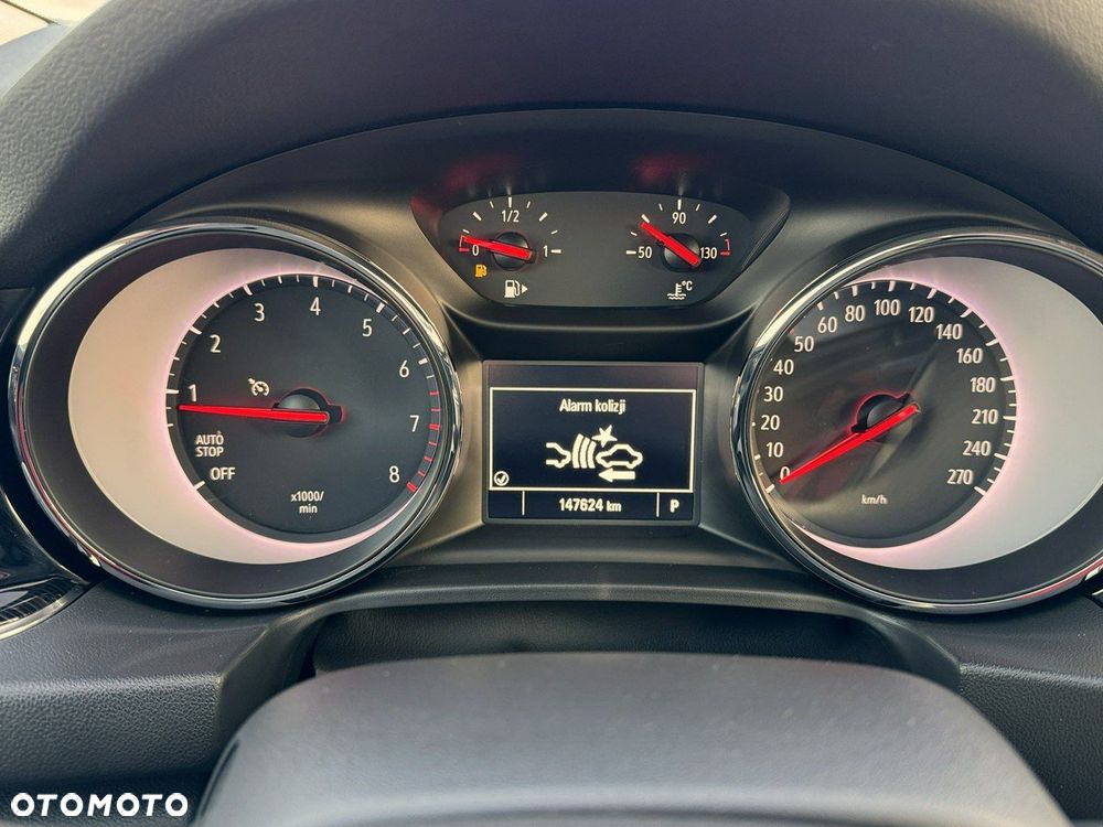 Opel Insignia - 27