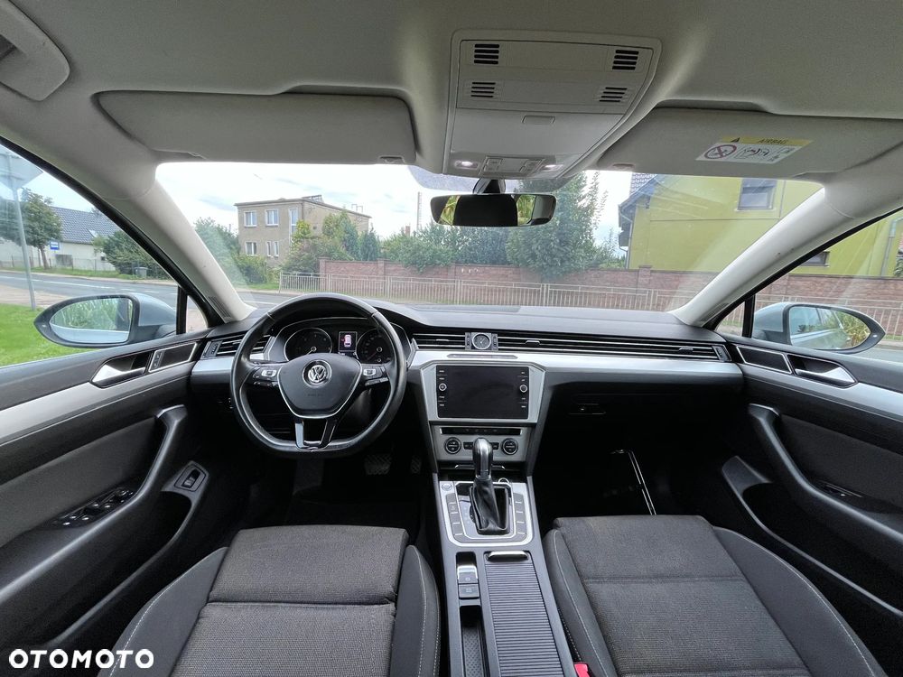 Volkswagen Passat Variant - 25